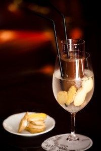 CHOCOLAT L'UN DANS L'AUTRE