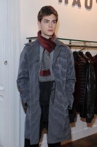 3643HAUTE UOMO AI 2010-11