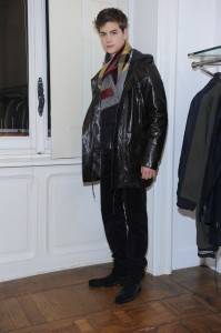 3885 HAUTE UOMO AI 2010-11