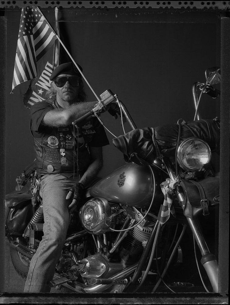 PhilippeVermes-biker-drapeau-120x160cm