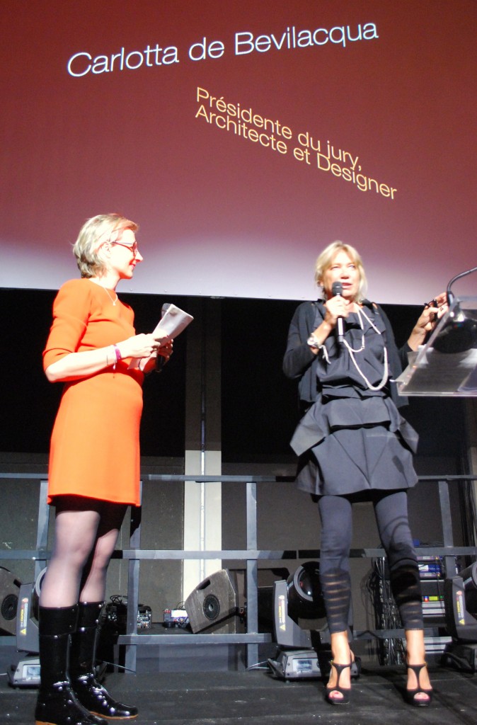 Carlotta de Bevilacqua et Sylvie Adigard, en Courrèges