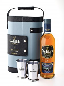 307267 - GFI 15YO DE ETUI JUMELLES