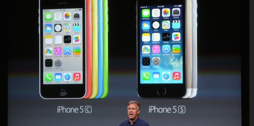 6347011-iphone-5s-ou-iphone-5c-d-apple-lequel-choisir