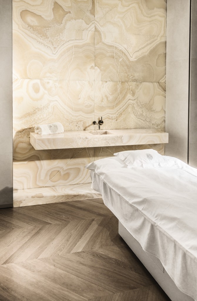 A cabin of L'Institut