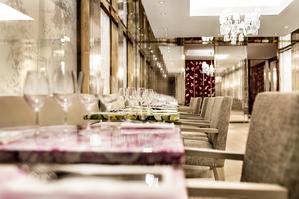 The Restaurant tables