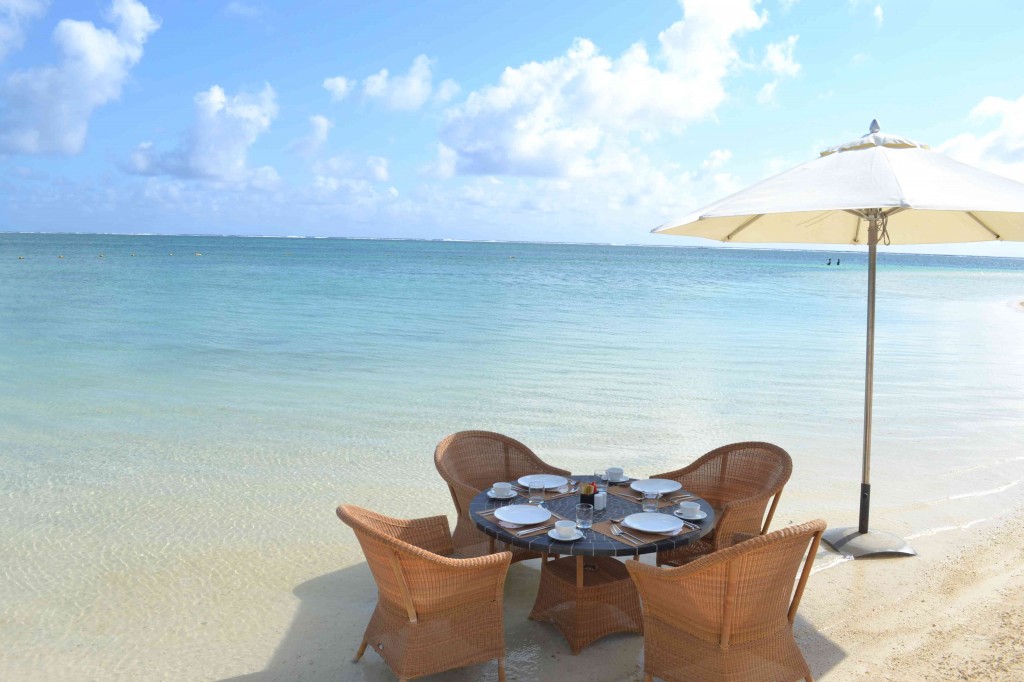 Le ptit-dej sur la plage