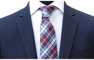 cravate-rouge-tommy-hilfiger-a-motif-ecossais