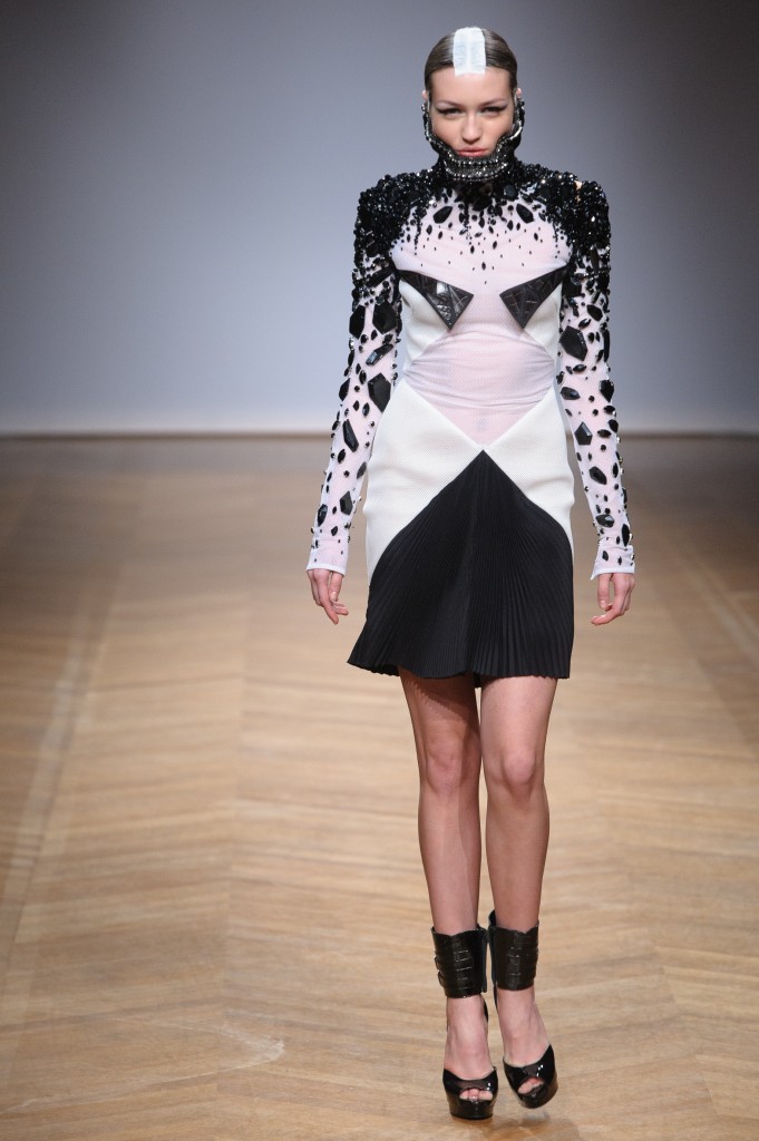 30Collection Couture on aura tout vu Spring Summer 2014 by Yassen Samouilov & Livia Stoianova