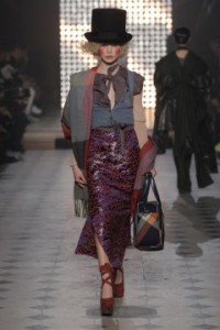 GoldLabel_AW1415_Cat_Low