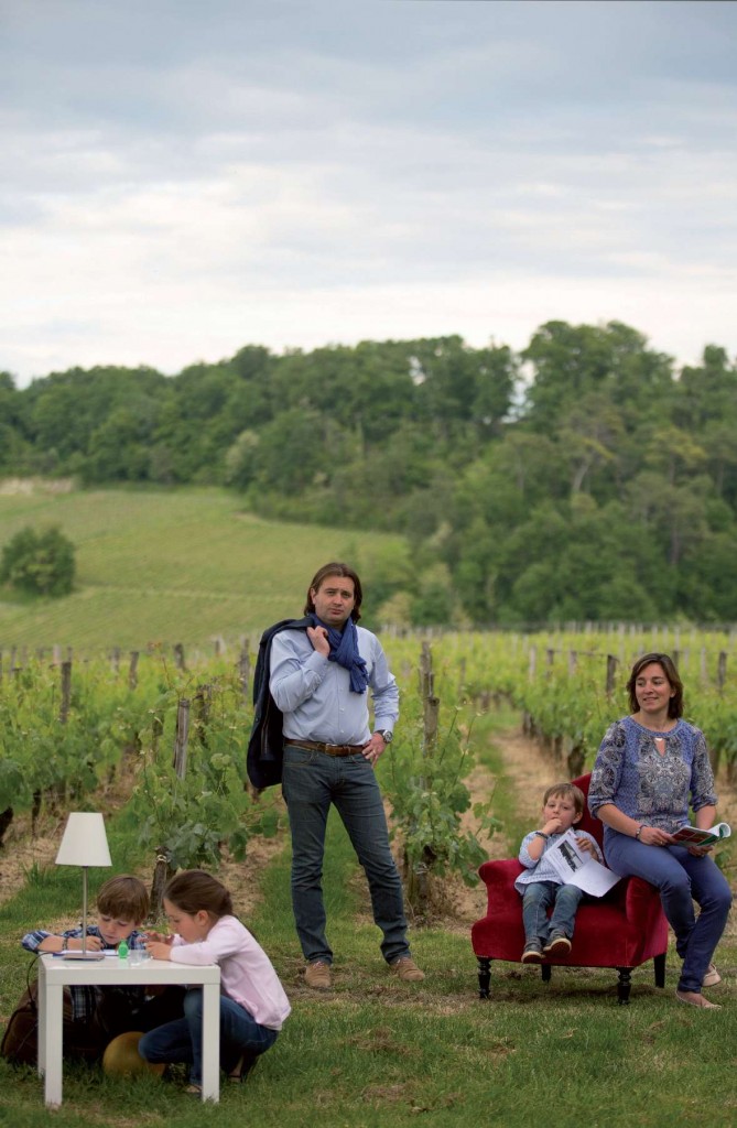 Mariés depuis 10 ans Agnès et Albéric sont aujourd’hui parents de 3 enfants Domitille, Côme et Timothée. 