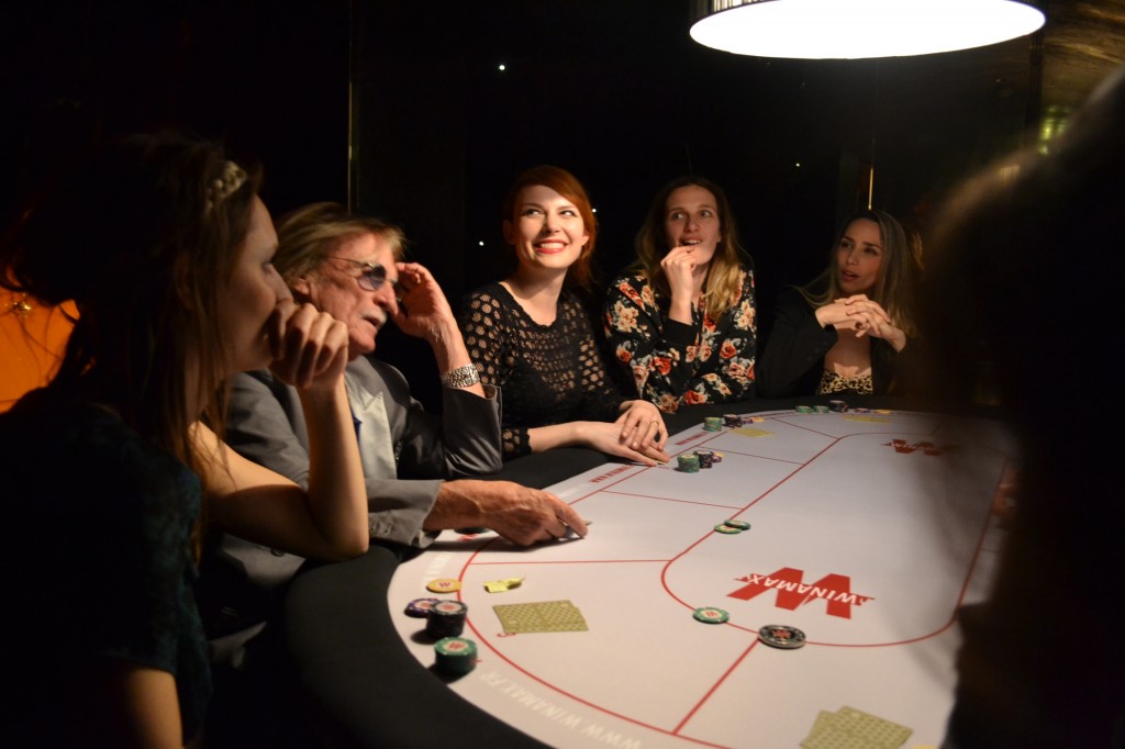 Christophe et Elodie Frégé à ses côtés / Copyright Julien Tissot