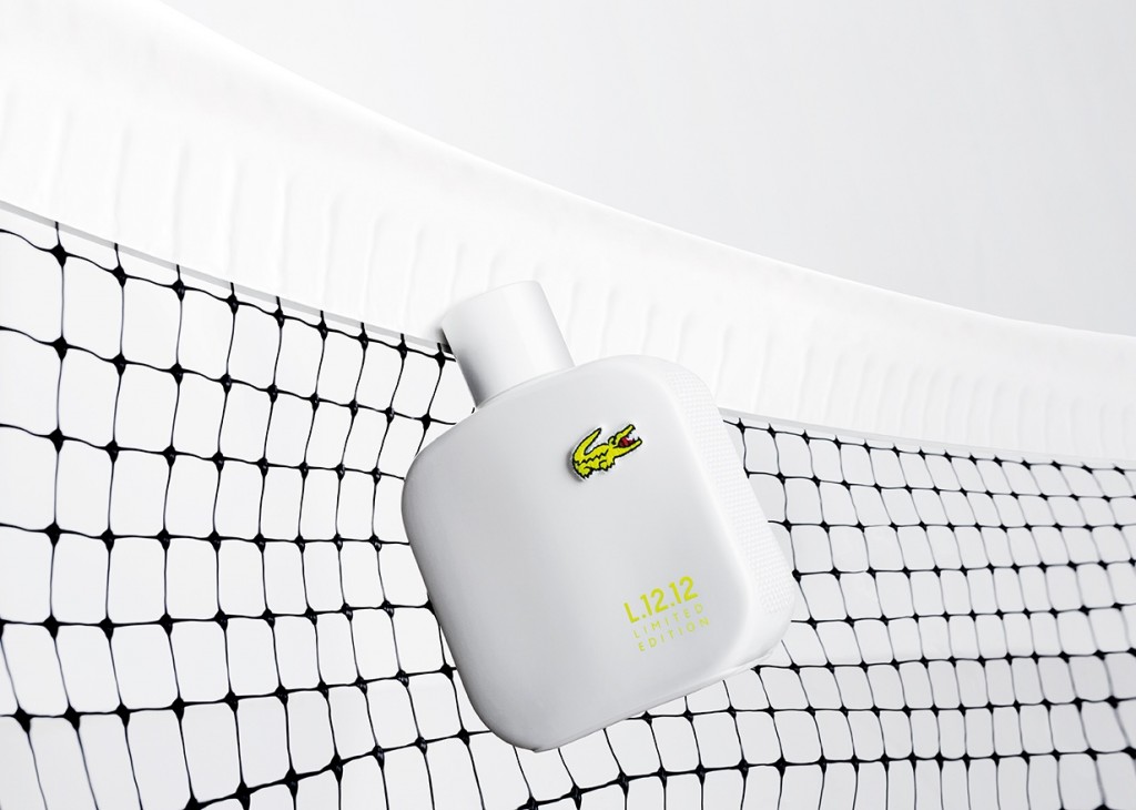 Flacon mis en scène filet