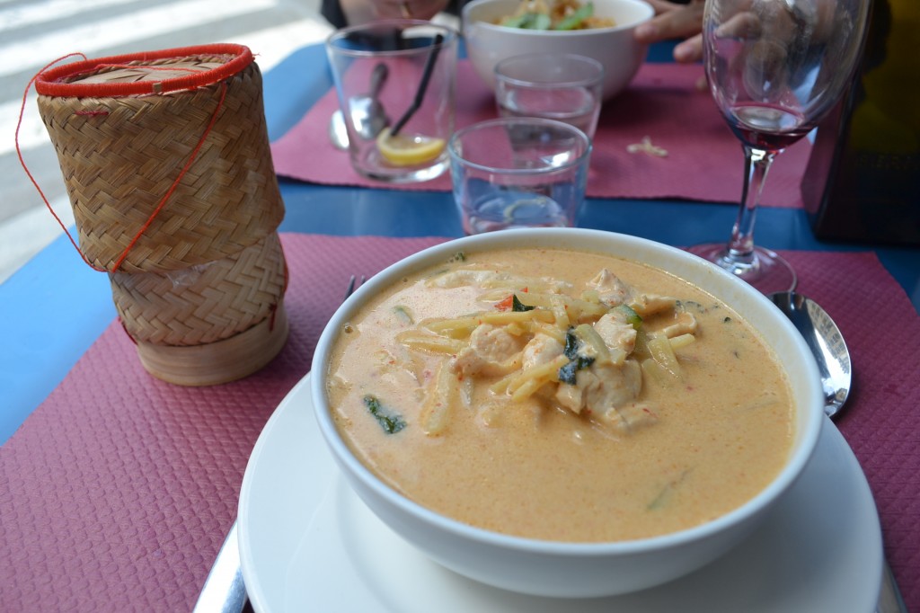 Le poulet sauce curry