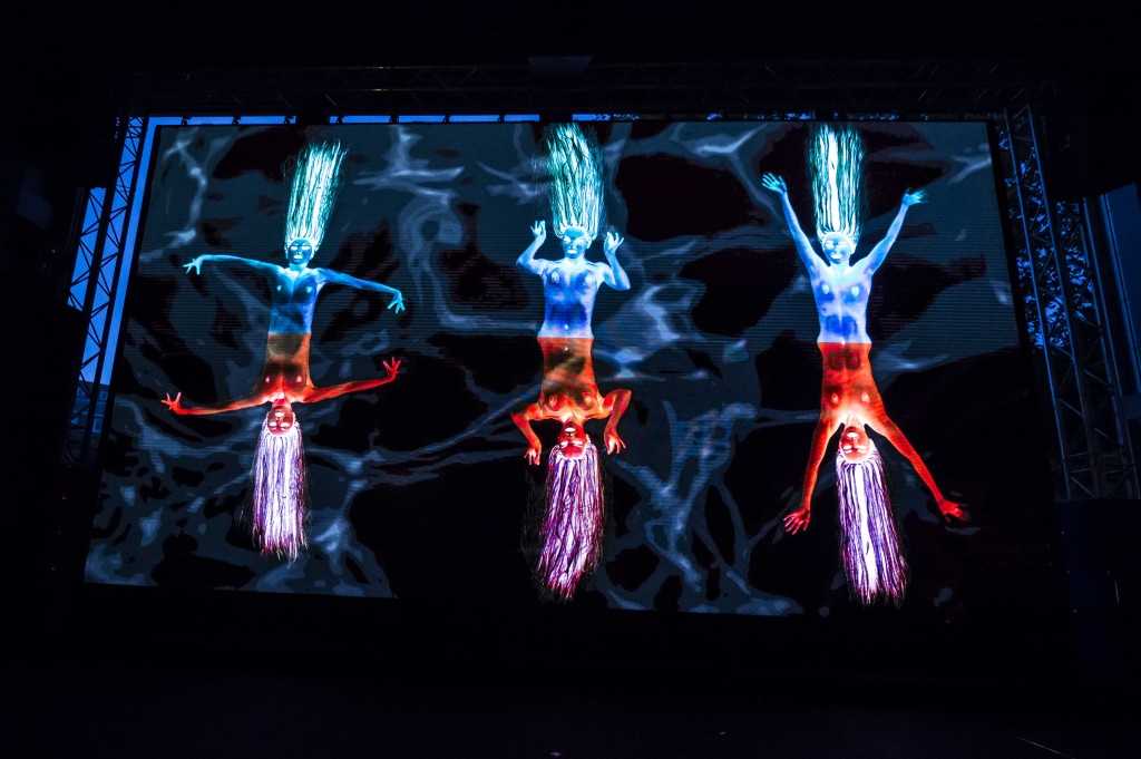 FC-Nomades-Soir+®eCharlieLeMIndu-OO-227