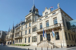 Palais best extérieur