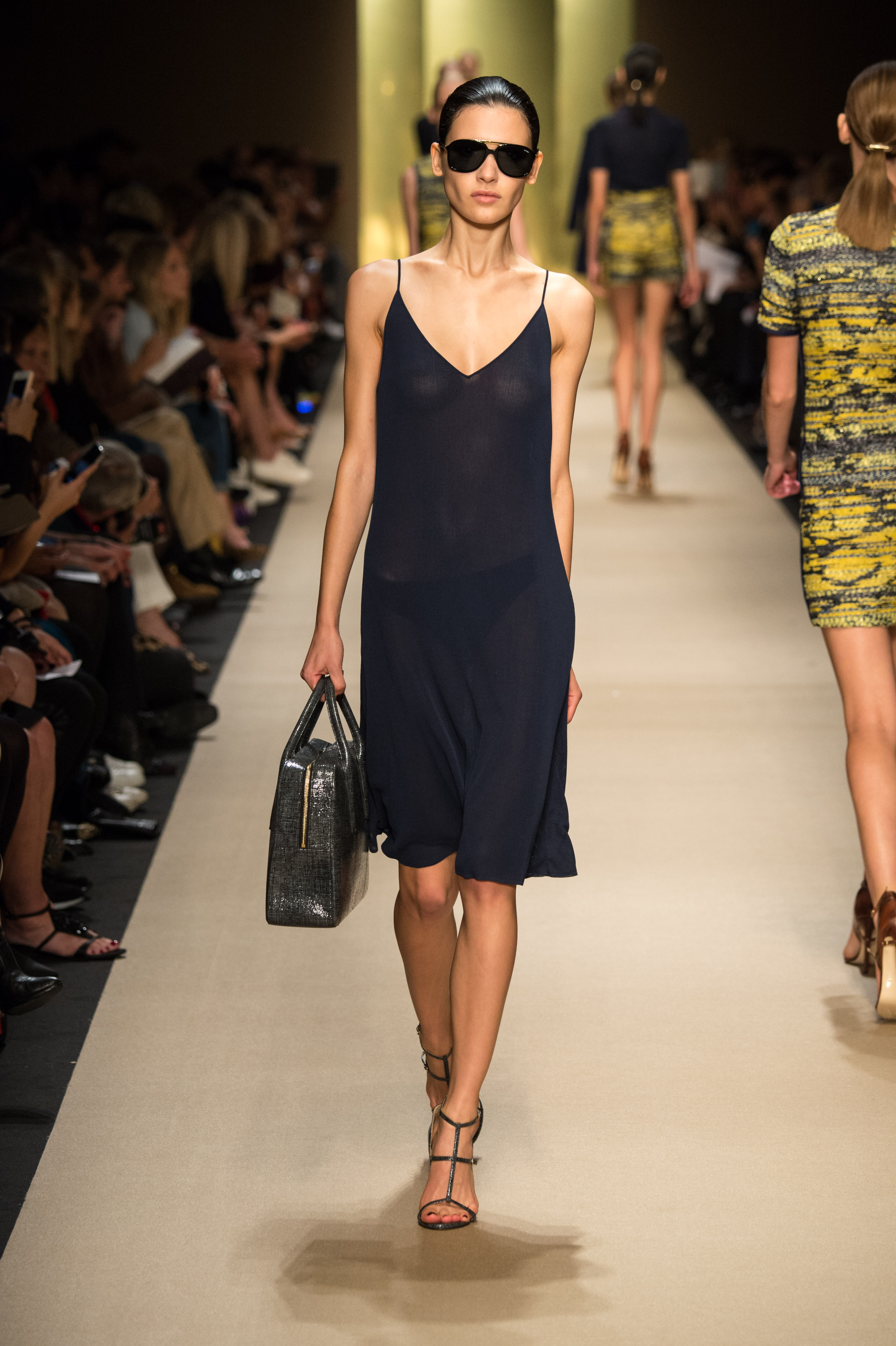 Pixelformula Womenswear Summer 2015 Ready To Wear Paris Guy Laroche