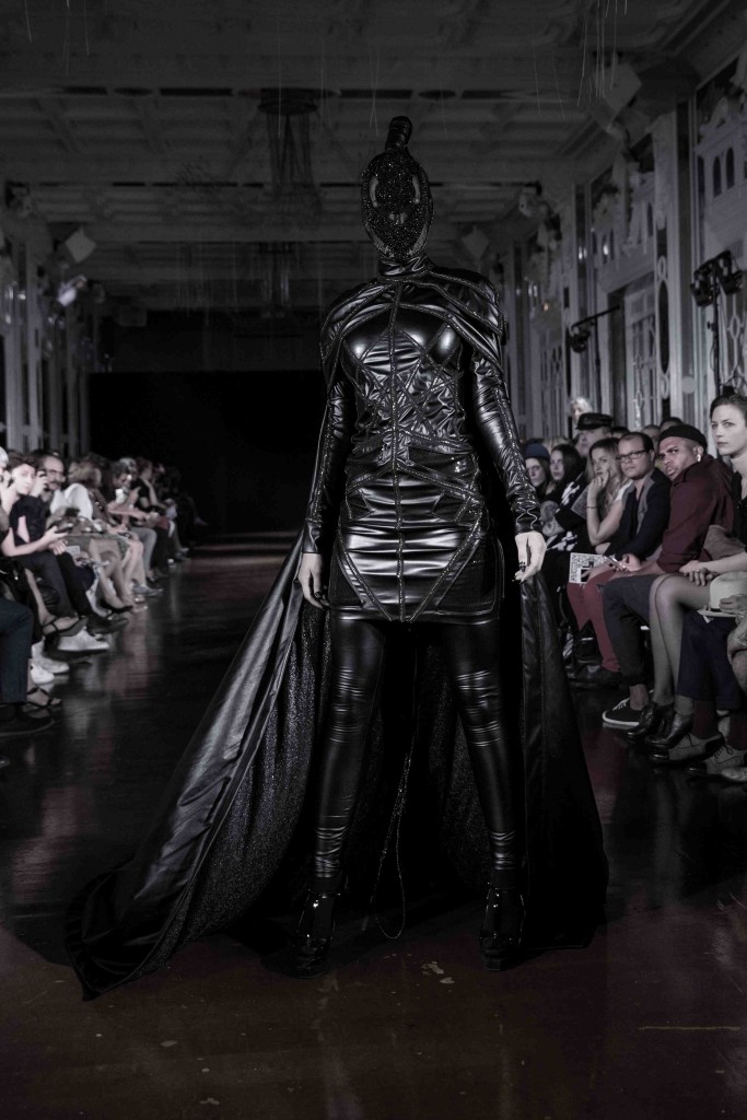 NOIR By Ludovic Winterstan - Photo Pascal Latil-14