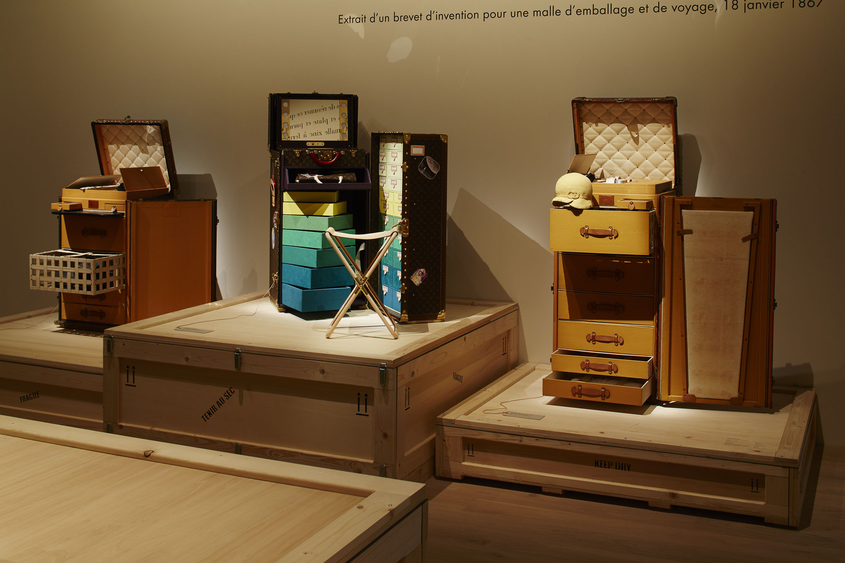 1368_LV_15 12 02_Expo VVV