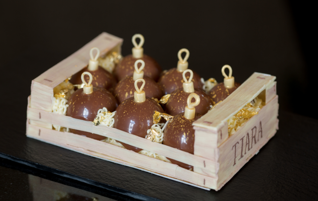 -Bûche Tiara Château Hôtel Mont Royal BD