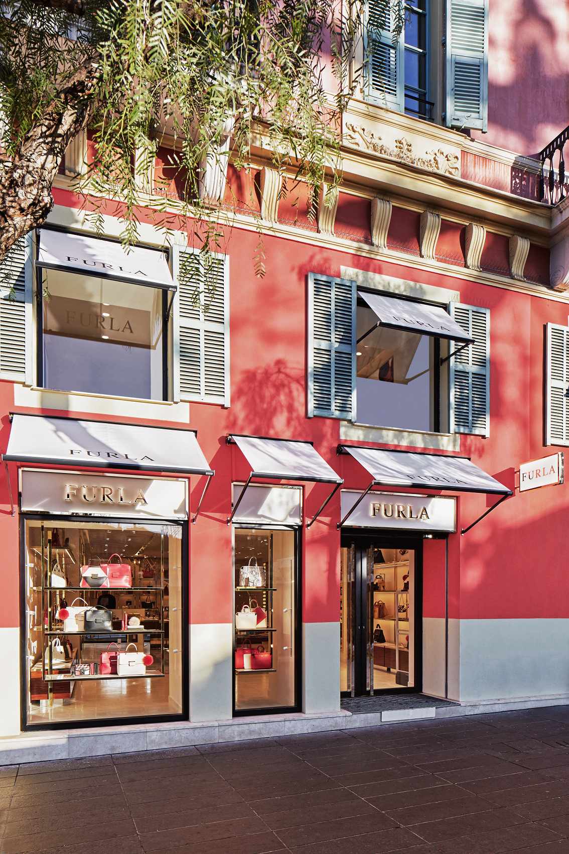 FURLA - FLAGSHIP STORE NICE - D1A6851