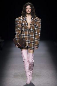 JACQUEMUS-FW16-14-852x1280