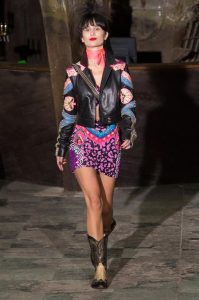 defile-manish-arora-automne-hiver-2016-2017-paris-look-31