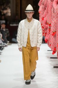 defile-henrik-vibskov-printemps-ete-2017-paris-look-16