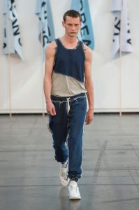 defile-andrea-crews-printemps-ete-2017-paris-look-10