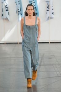 defile-andrea-crews-printemps-ete-2017-paris-look-12