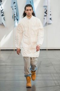 defile-andrea-crews-printemps-ete-2017-paris-look-14