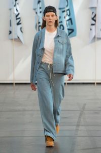 defile-andrea-crews-printemps-ete-2017-paris-look-15