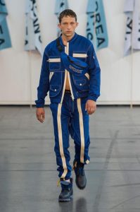 defile-andrea-crews-printemps-ete-2017-paris-look-3