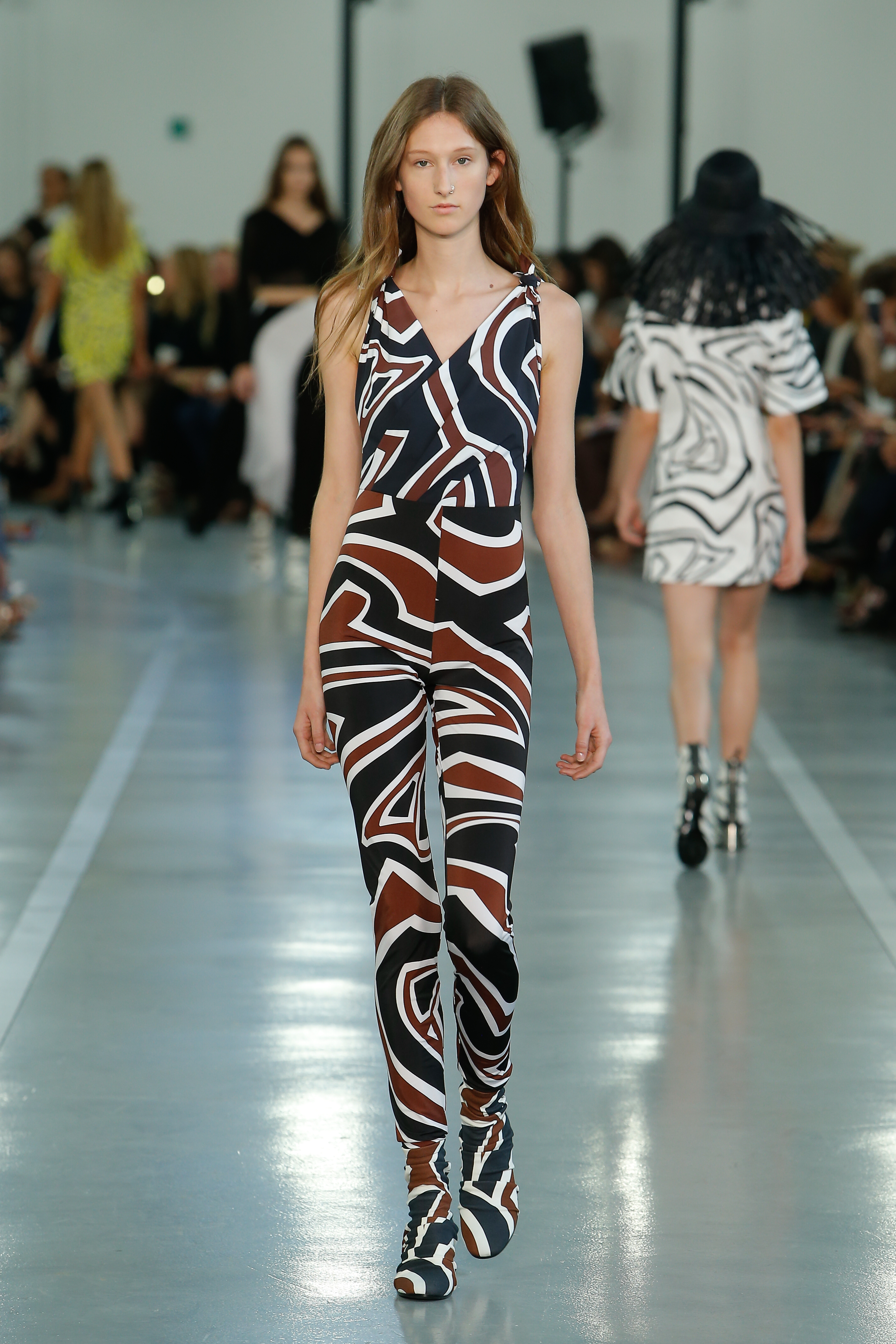 emilio-pucci_ss_2017_look_24