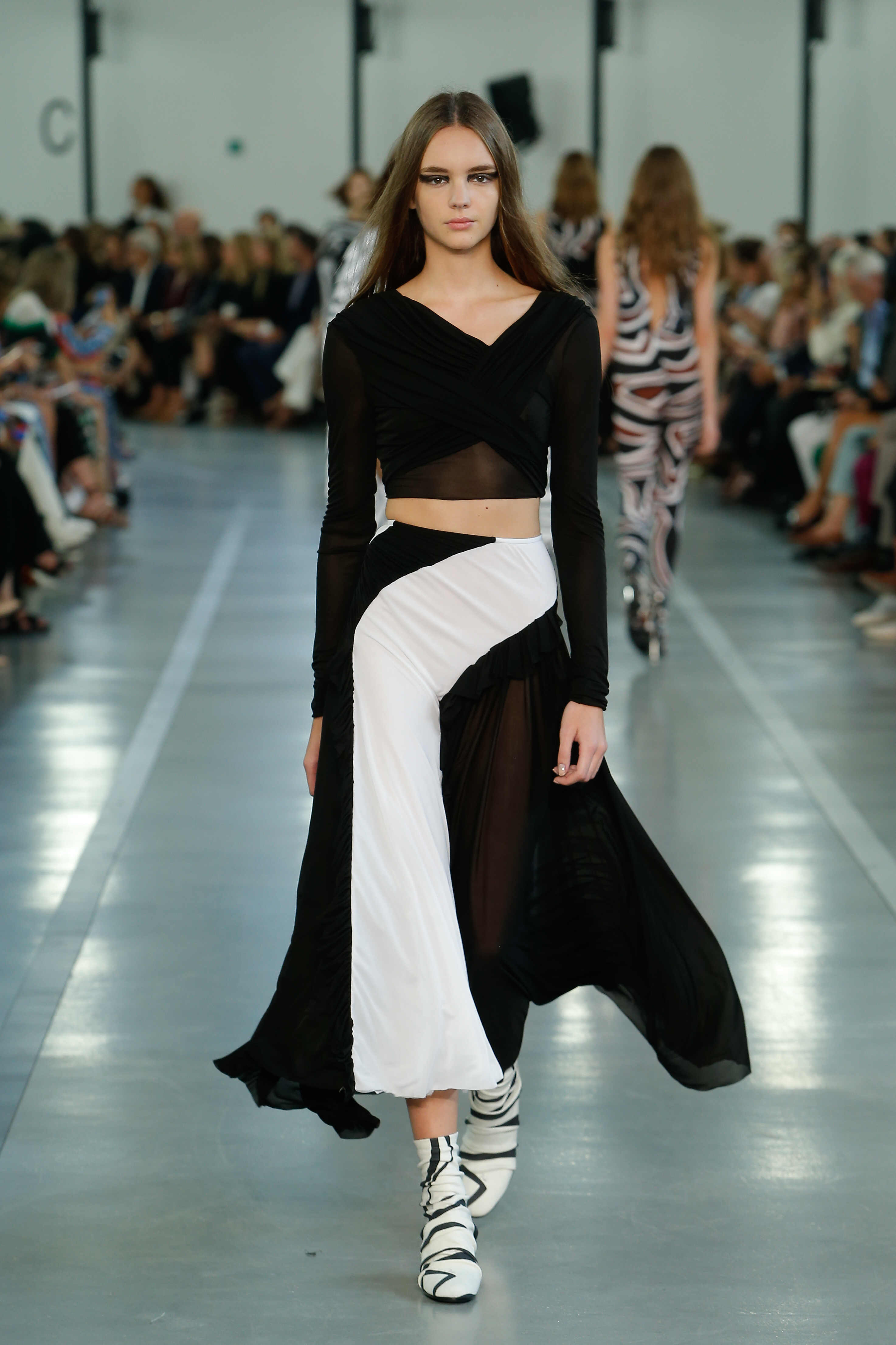 emilio-pucci_ss_2017_look_25