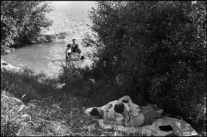 First paid holidays. Val-de-Marne, France, 1936 © Henri Cartier-Bresson: Magnum Photo