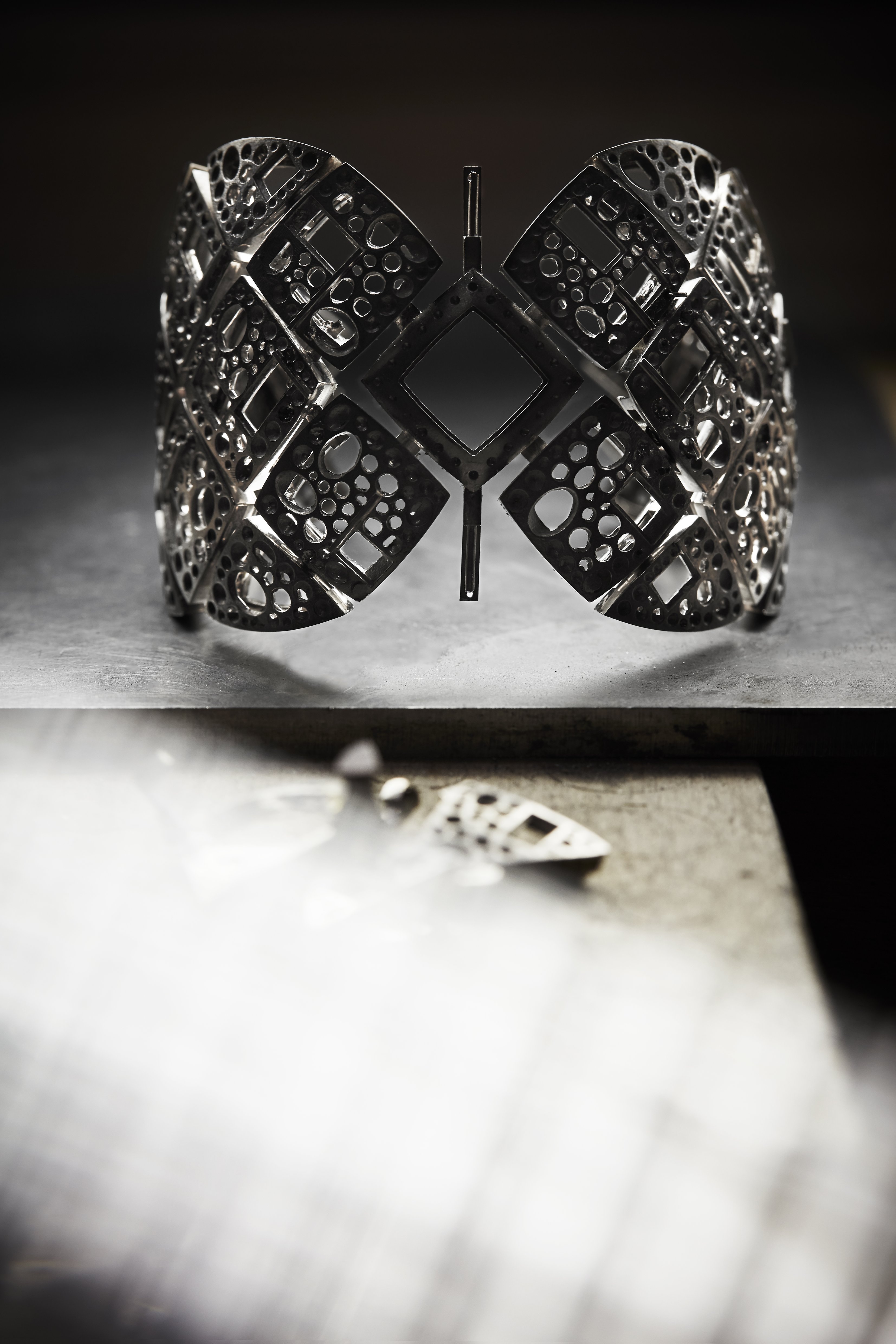 signature-grenat-watch-6-colour