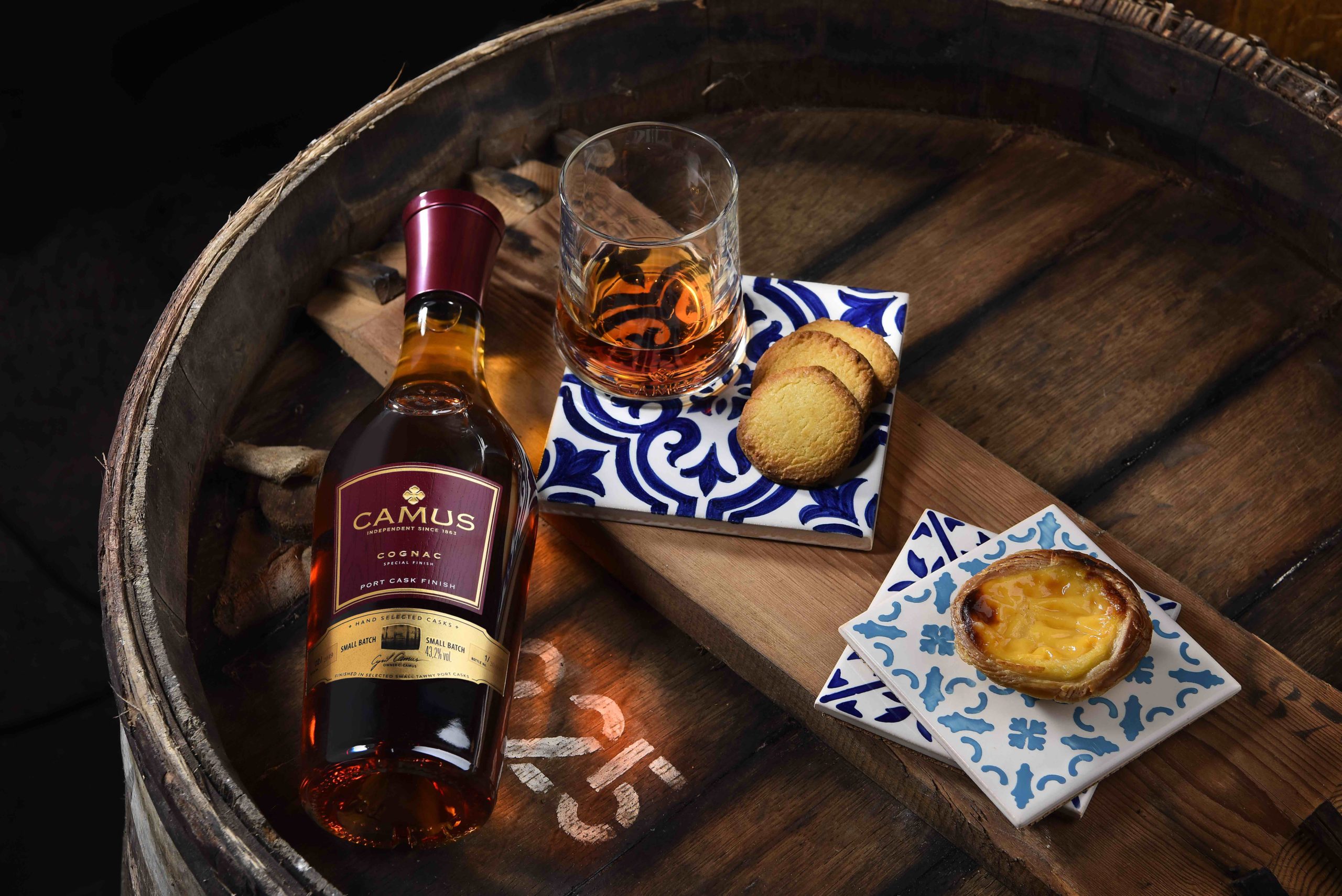 camus-port-cask-finish-batch-2-mood-picture1-scaled-jpg