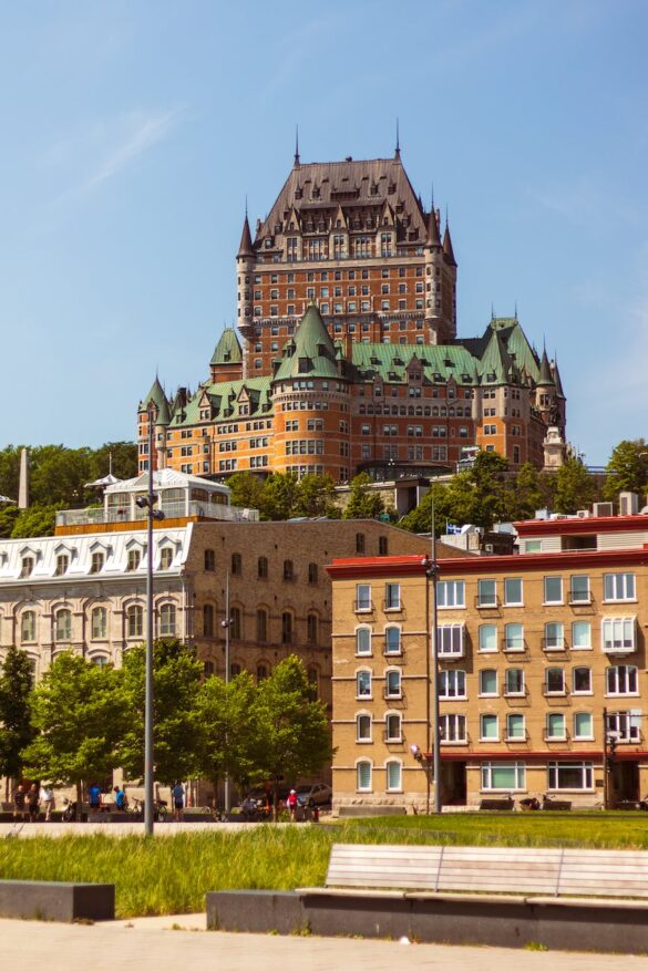 le chateau de frontenac a quebec