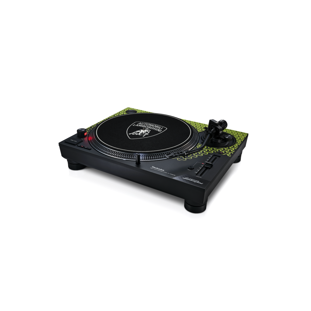 Lancement Platine SL-1200M7B Collaboration Inédite entre Technics Automobili Lamborghini