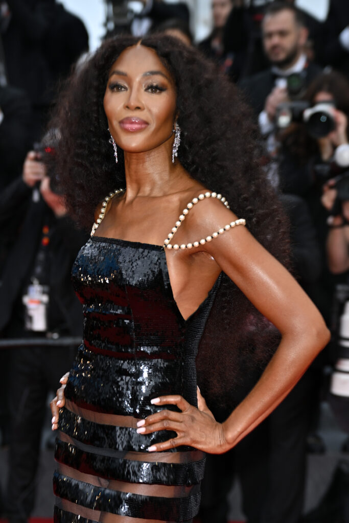 Naomi Campbell Éblouit Cannes Chanel Haute Joaillerie pour Première Furiosa: Saga