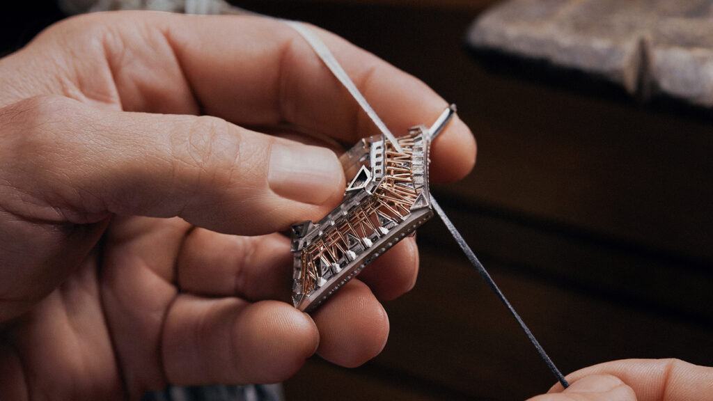 Odyssée Brillance Raffinement: Awakened Hands, Minds Louis Vuitton