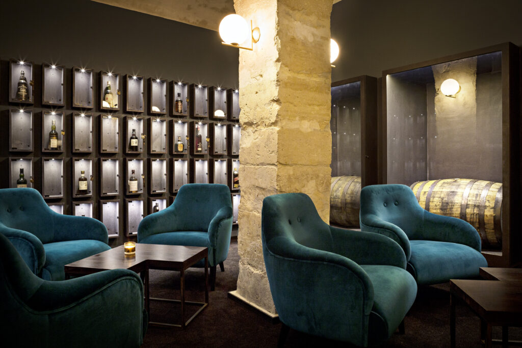 Événements exclusifs Golden Promise Offrez cadeau inoubliable amateurs spiritueux