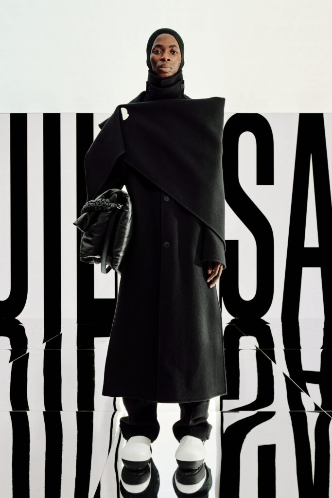 Moncler Présente City Genius Shanghai Créativité Mondiale