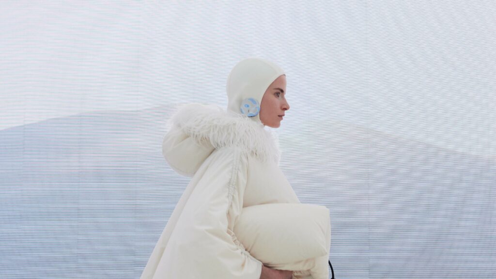 Moncler Présente City Genius Shanghai Créativité Mondiale