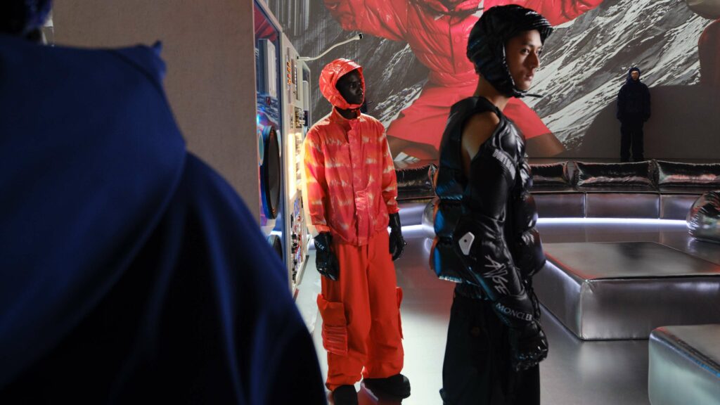 Moncler Présente City Genius Shanghai Créativité Mondiale