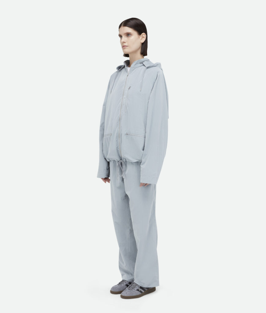 Nothing Réinvente Style Urbain avec Drop Ligne Vêtements