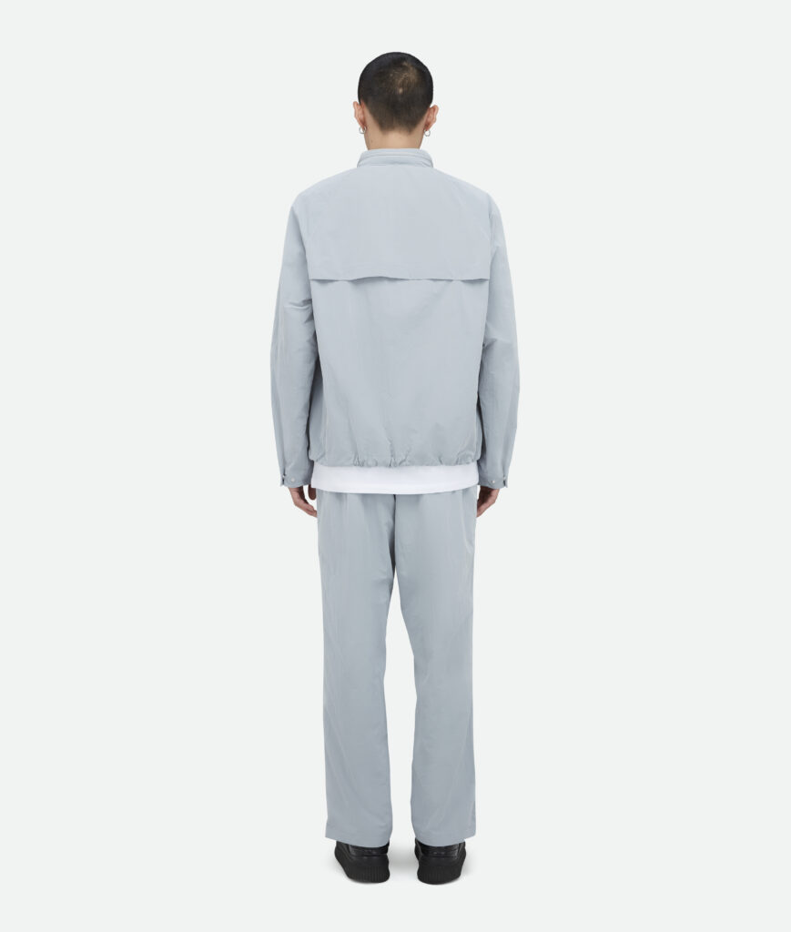 Nothing Réinvente Style Urbain avec Drop Ligne Vêtements