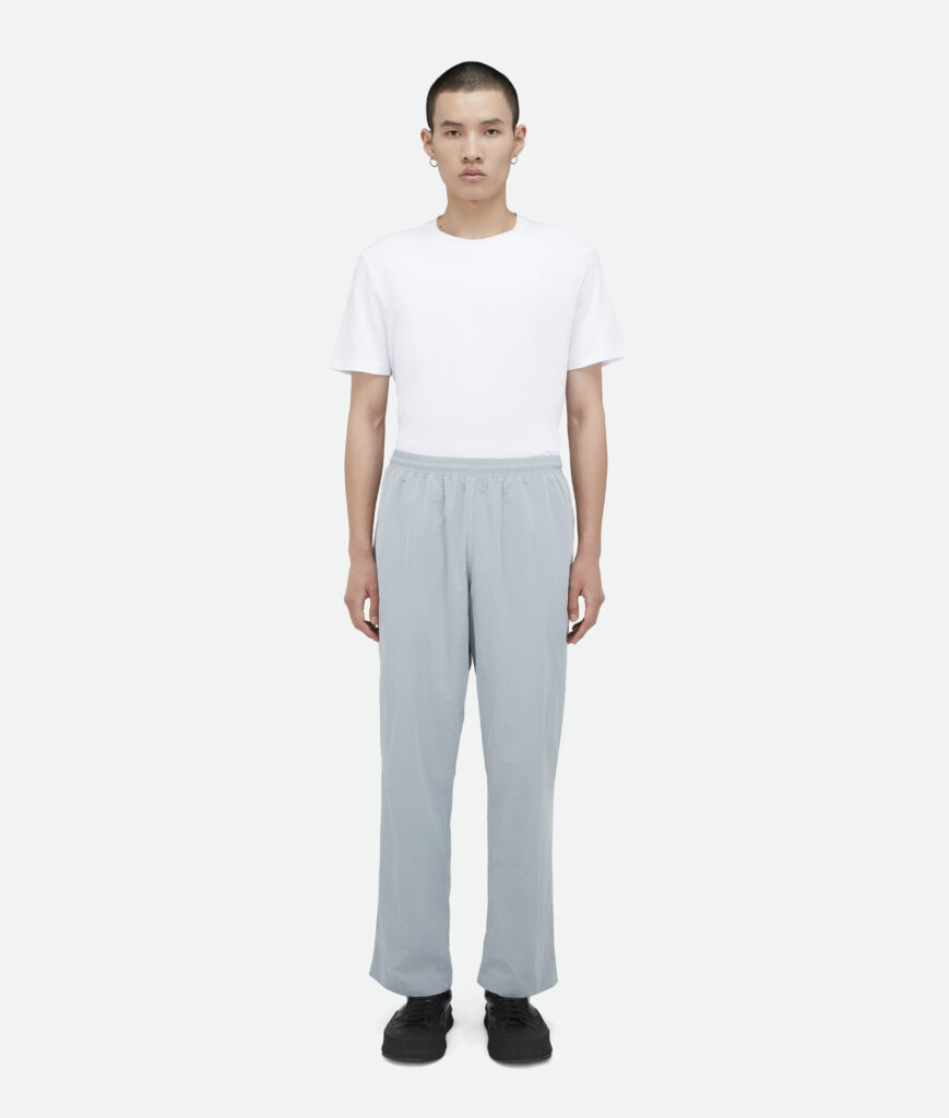 Nothing Réinvente Style Urbain avec Drop Ligne Vêtements