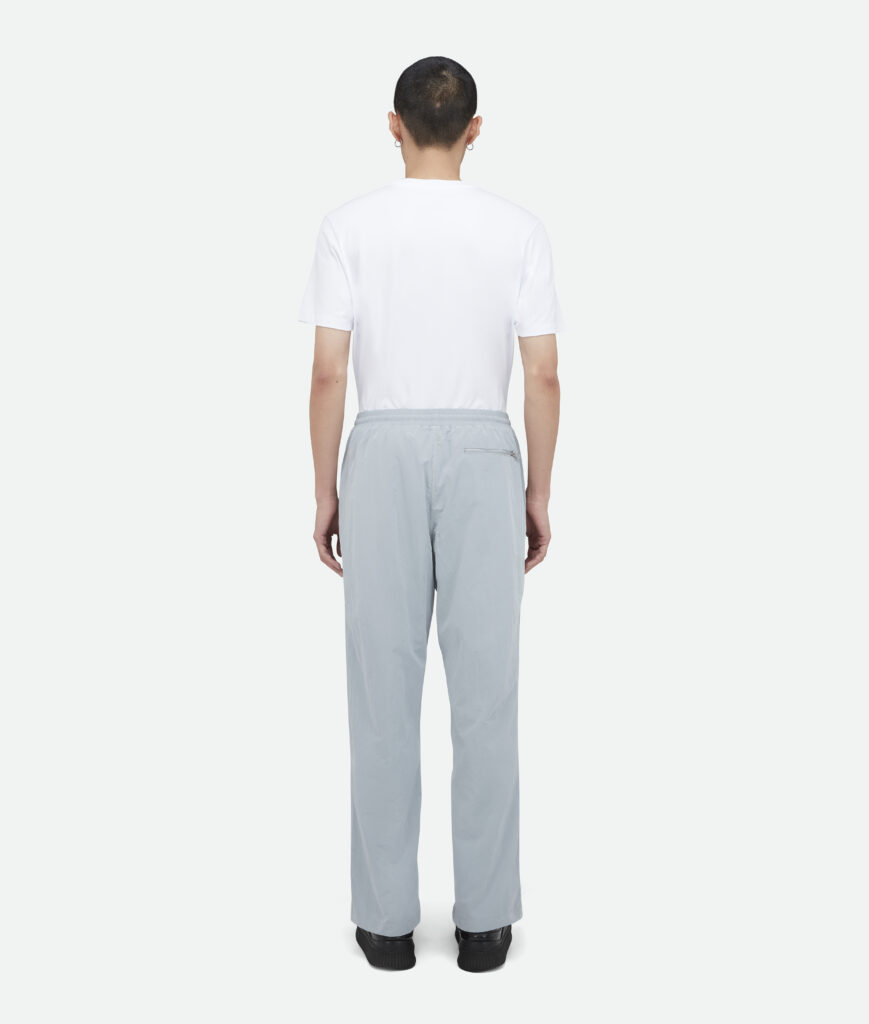 Nothing Réinvente Style Urbain avec Drop Ligne Vêtements