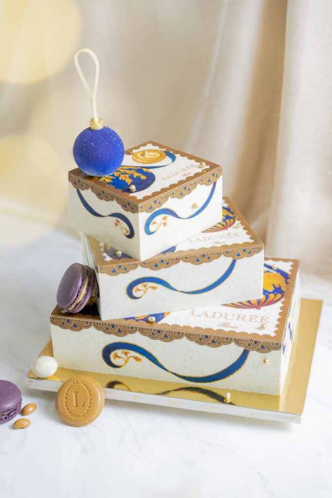 Julien Alvarez Sublime Fêtes avec Bûche Signature 2024 Ladurée